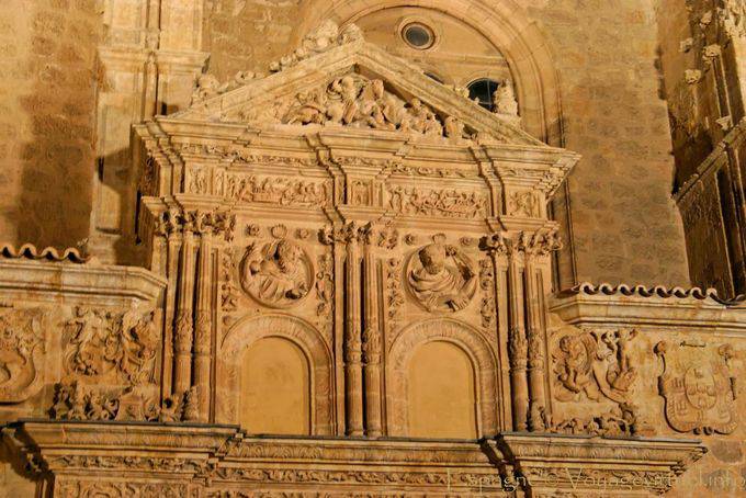 Noite igreja de varejo de Sancti Spiritus, Salamanca - Espanha