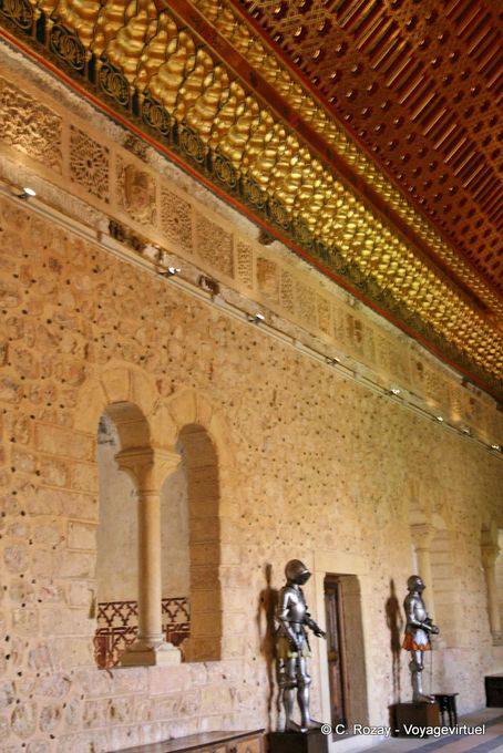 Quarto da Galera, armadura e friso mudéjar estuque, Alcazar, Segovia - Espanha