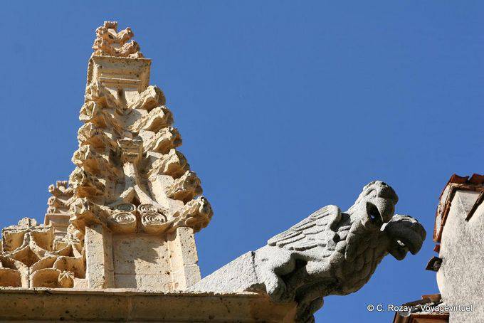 Raptors Gárgula, Catedral de St. Mary, em Segóvia - Espanha