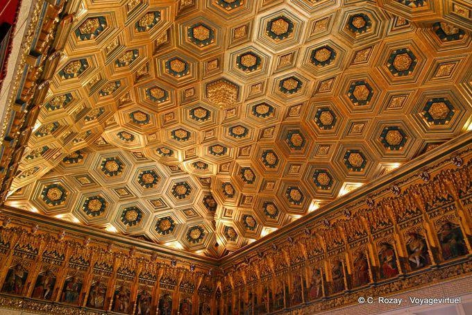 Teto e friso do Hall of Kings, Segovia Alcazar - Espanha