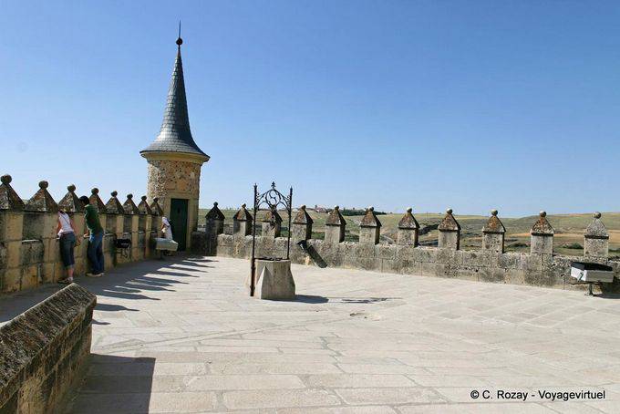 Plataforma acima do arsenal, Segovia Alcazar - Espanha