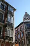 Arquitetura, na esquina da Calle Ancha, Calle Sierra Pambley, León, Espanha.
