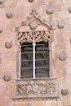 Reflexão em vidro e conchas Casa de las Conchas, Salamanca, Espanha.
