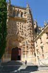 Porte d'Acre após o Patio Chico, Catedral Vieja, Salamanca, Espanha.