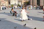 Pombos que prossigam Comunhão, Plaza del Pilar, Zaragoza, Espanha.