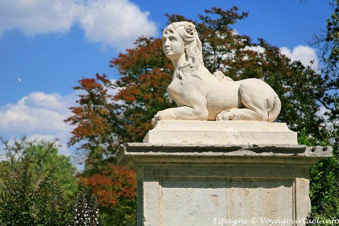 Aranjuez, sphinx, Jardin del Parterre - Espanha