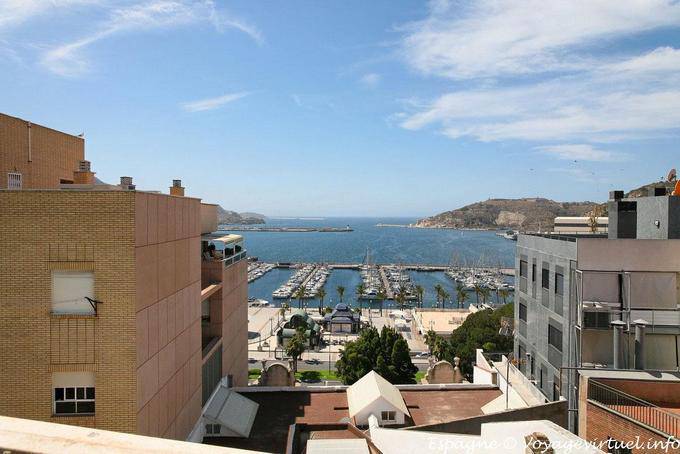 Vista do porto e da baía de Cartagena - Espanha