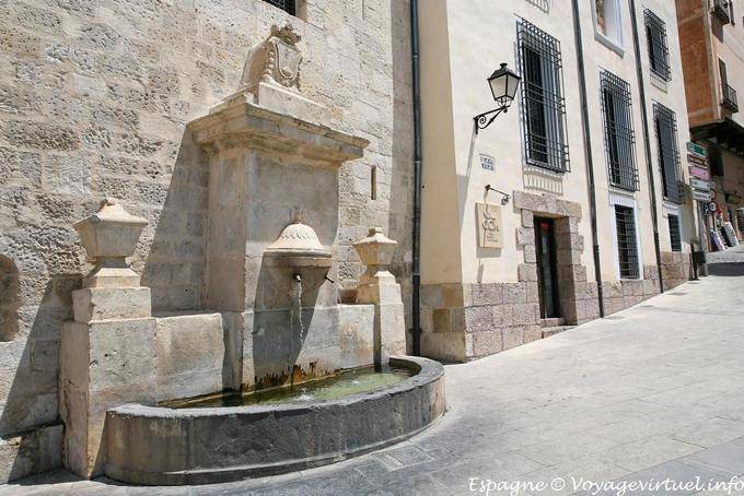 Cuenca, Plaza Mayor, o Convento da Petras - Espanha