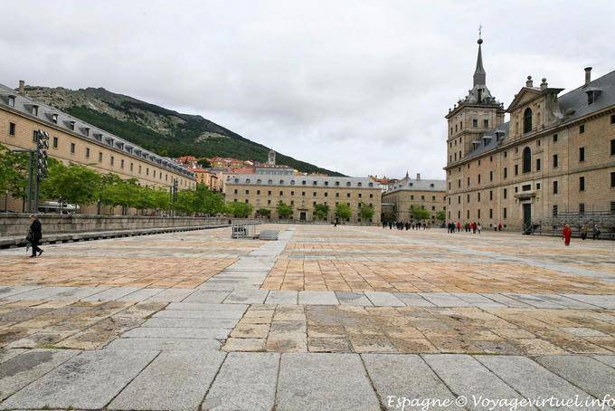 Escorial, Esplanade Casas de Oficios - Espanha