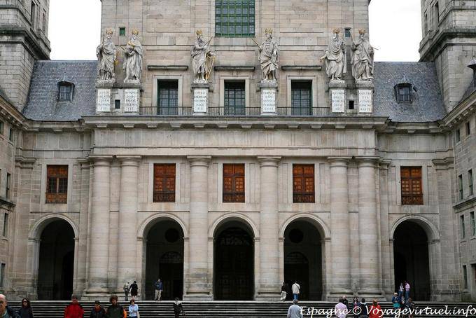 Escorial, a Basílica Fachada - Espanha