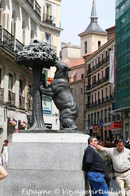 Estátua do urso e do medronheiro, Antonio Santafe, Puerta del Sol, Madrid - Espanha
