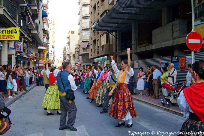 Santa Pola Tabarca, dança folclórica - Espanha