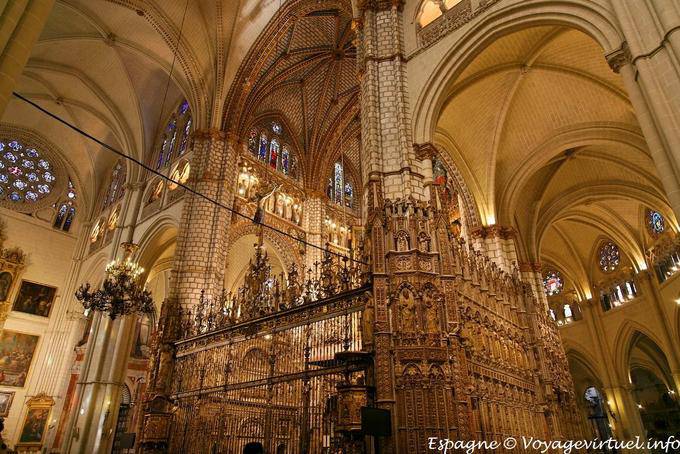 Catedral de Toledo, riqueza e luzes - Espanha