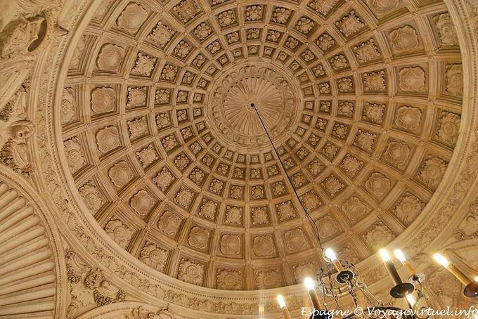 Decoração de interiores da cúpula, Monasterio San Juan de los Reyes, Toledo - Espanha