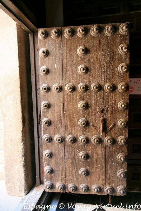 Toledo, porta cravejado, vivendo Idade Média - Espanha