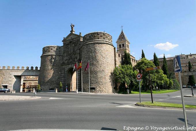 Toledo, Puerta Nueva de Bisagra - Espanha