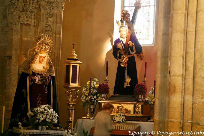 Úbeda, devoção na Igreja San Pablo - Espanha