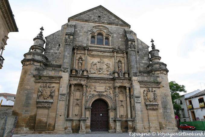 Úbeda, fachada da Sacra Capilla del Salvador - Espanha