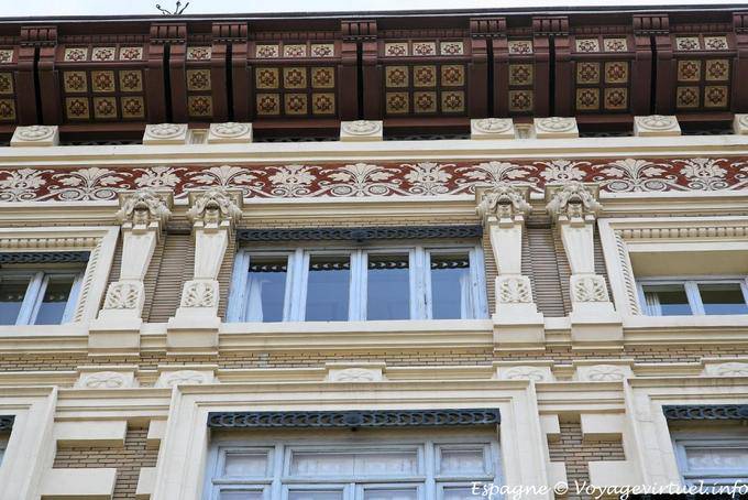Valencia, arquitetura e cores, em vez de a Rainha - Espanha