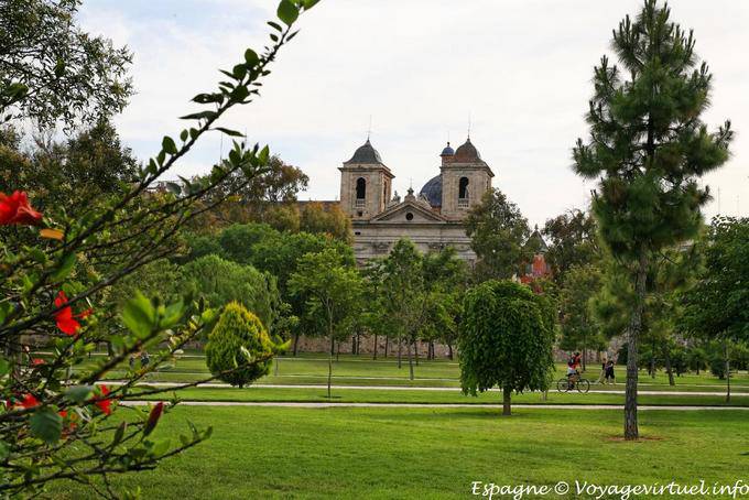 Valencia, vista do Jardin del Rio Turia - Espanha