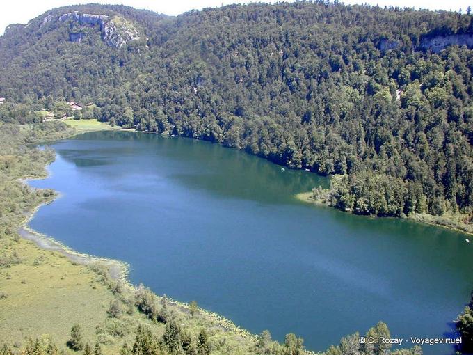 Lago Bonlieu, Jura - Franche-Comté, França