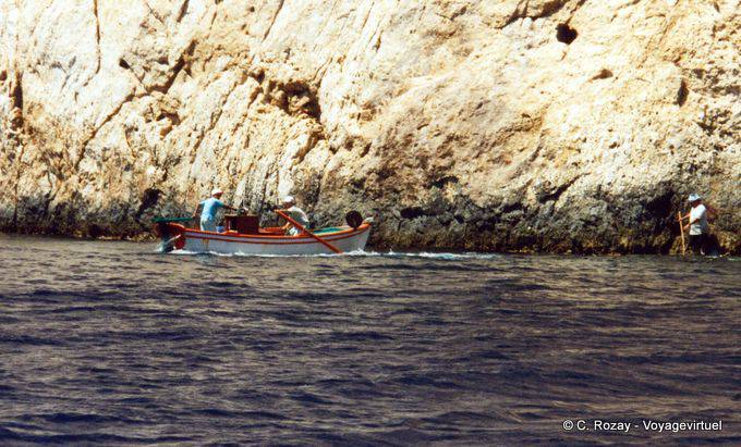 Pesca em água violeta, Anafi - Grécia