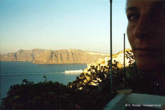 Santorini balsa partida - Grécia