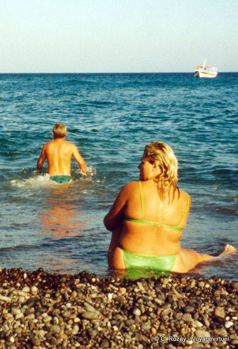 Sem comentários, em praias de Santorini - Grécia