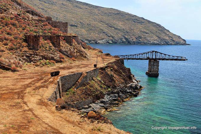 Serifos, Megalo Livadi restos de minas - Grécia