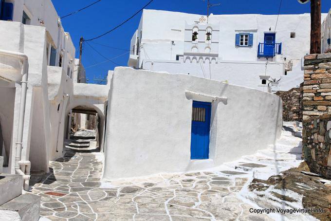 Sifnos, Kastro, uma pequena torre quadrada - Grécia