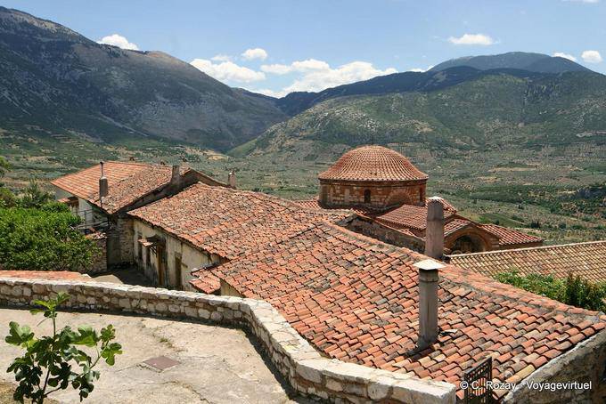Nas encostas do Monte Helicon, Hosios Loukas - Grécia