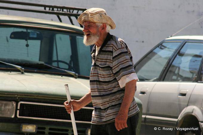 O homem com a barba branca, Lefkada, Athani - Grécia