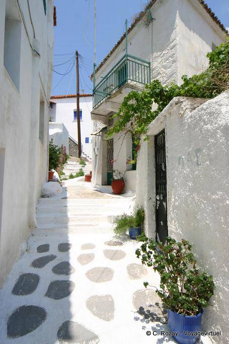 Nascente pista, Poros - Grécia