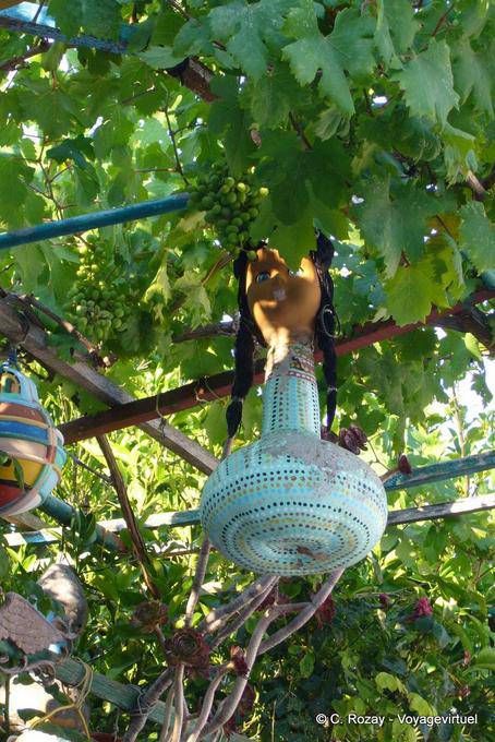Vine e lâmpada abóbora, Poros - Grécia