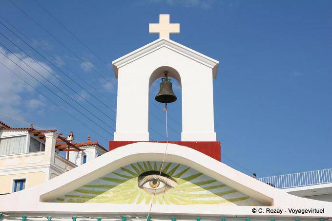 Campanário da capela para o olho, Poros - Grécia