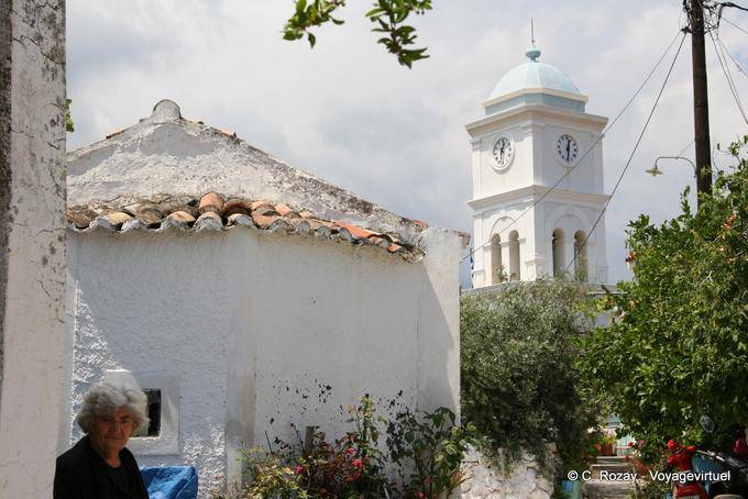 Residente e torre do relógio, Poros - Grécia