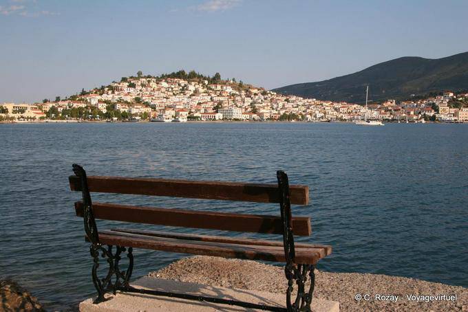 Poros, vista a partir do banco Galatas - Grécia