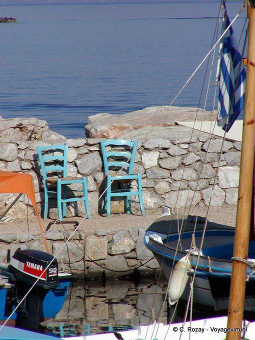 Cadeiras Molos, Hydra - Grécia