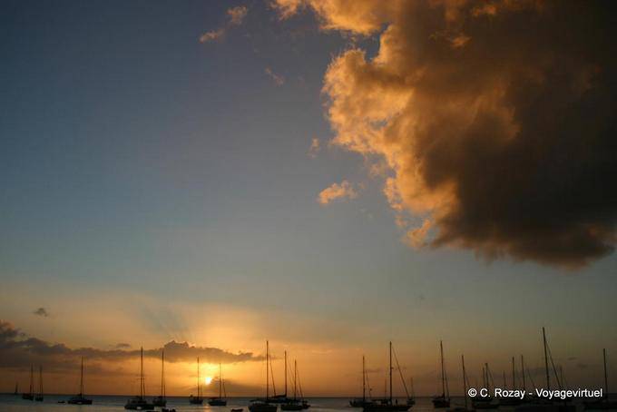 Porto de Deshaies, pôr do sol - Guadalupe