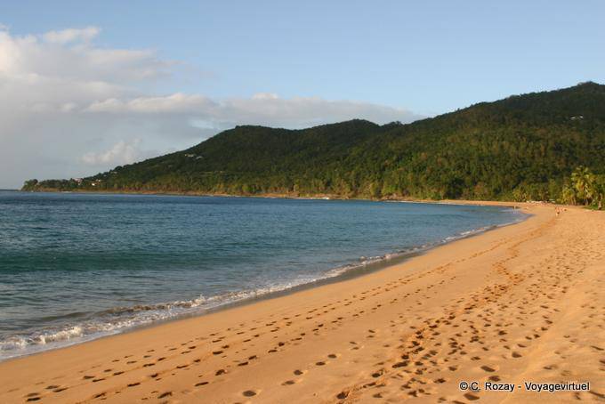 Outro ponto de vista de Grande Anse para Deshaies - Guadalupe