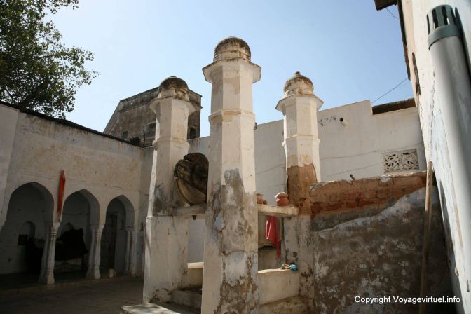Fatehpur - India