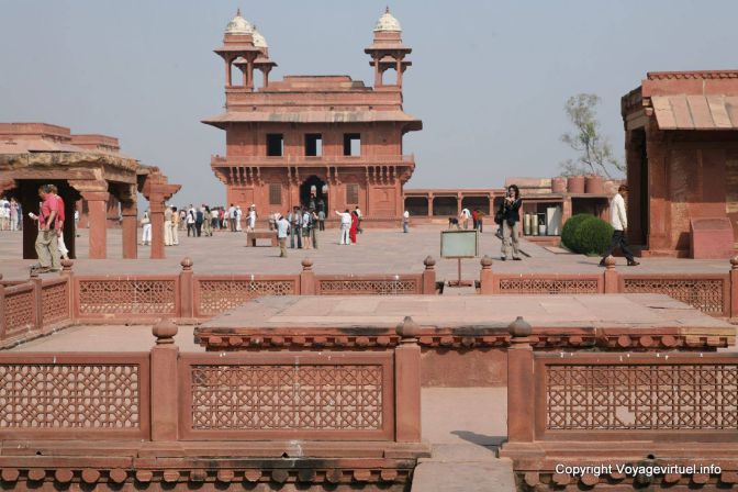 Fatehpur Sikri Anup Talao - India