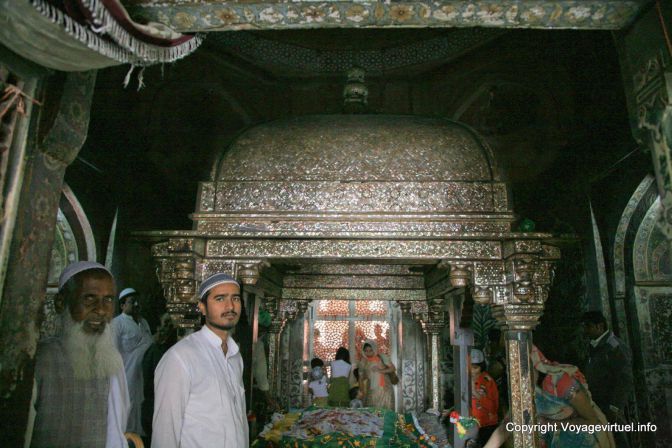 Fatehpur Sikri Jama Masjid Salim Chisti Tomb - India