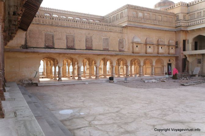 Jaipur Amber Palace Diwan I Amm - India