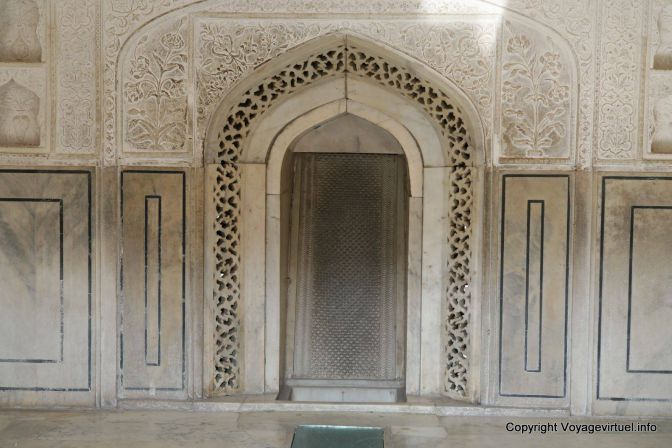 Jaipur Amber Palace Sukha Mandir Chambre De La Mousson - India