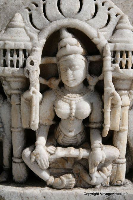 Ranakpur Suparshvanath Temple Des Prostituees - India