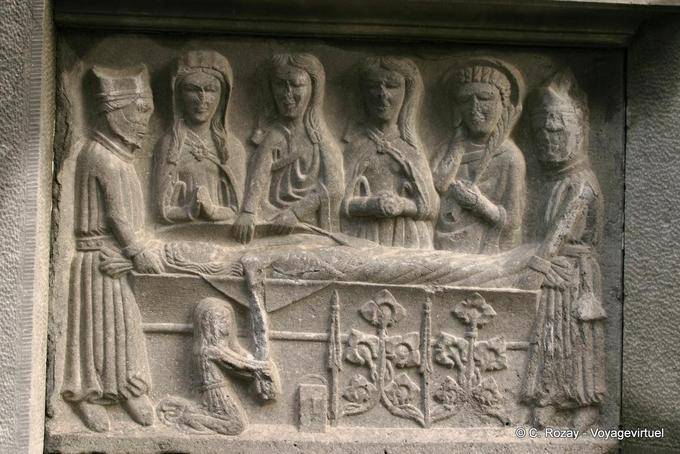 Comissionamento sudário de Cristo esculpido na tumba de MacMahon, Abbey Ennis - Irlanda