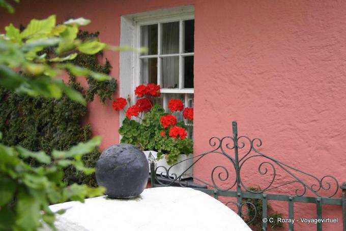Gerânios na janela, Bunratty Folk Park - Irlanda