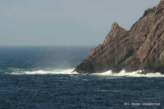Esporão rochoso no Atlântico, Brendan creek, Dingle - Irlanda
