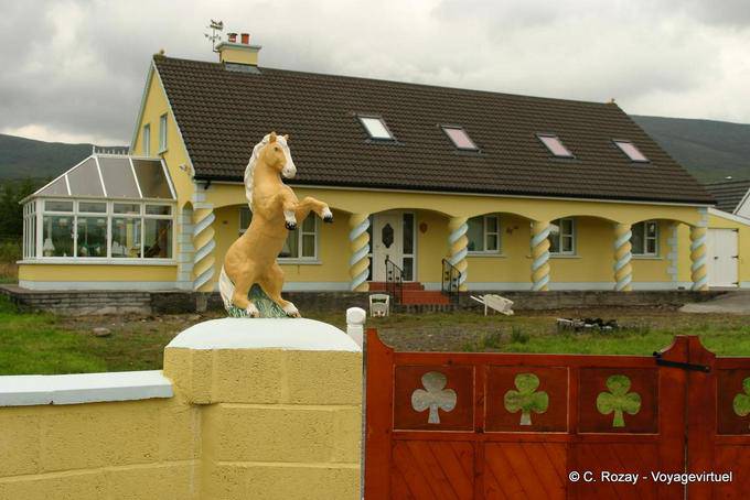 Casa marshmallow na península de Dingle - Irlanda